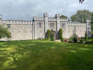 Отели типа «постель и завтрак» Markree Courtyard Collooney-0